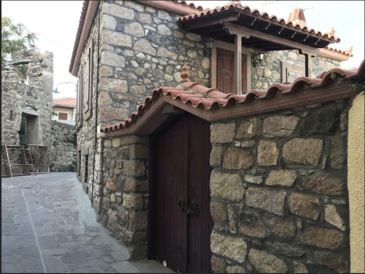 Wood And Stone In The Path Of Lava Villa Antissa Dış mekan fotoğraf